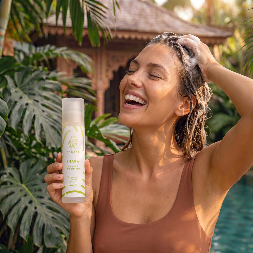 Zwei Shampoos, zwei Schuppentypen.
